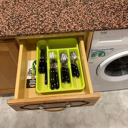 Apartamento A 100 Metros De La Playa Malvarrosa