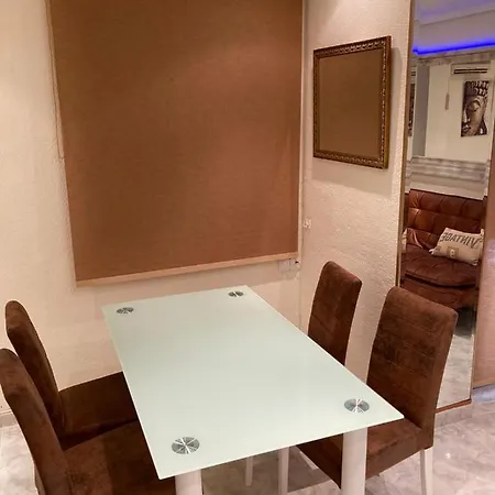 Apartamento A 100 Metros De La Playa Malvarrosa *